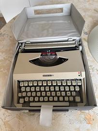 Macchina da scrivere ANTARES Capri anni 70