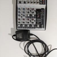 mixer behringer eurorack ub 1002 FX