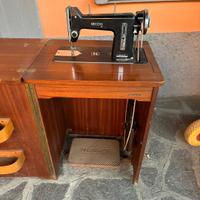 Macchina da cucire Necchi BF Serie Nova richiudib