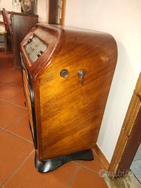 radio consolle con giradischi d'epoca