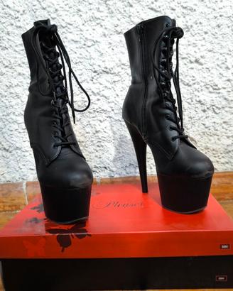 Stivaletto pleaser 