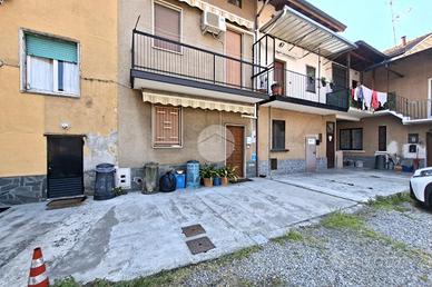 CASA DI CORTE A SEDRIANO