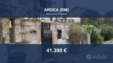 Immobile in asta di 107 m² con più di 5 locali a A