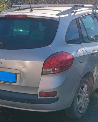 RENAULT Clio 1.2 16V SporTour Rip Curl