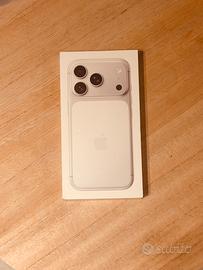 Iphone 17 pro 256 nuovo sigillato argento