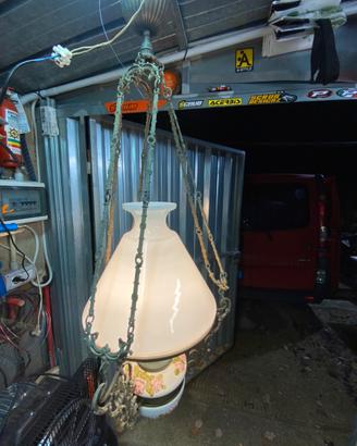 Antico lampadario ottone porcellana