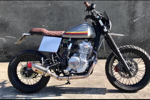 Honda dominator