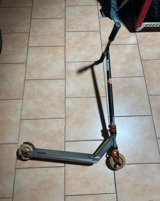 Monopattino oxelo freestyle