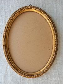 Cornice vintage ovale in legno cm.40x31
