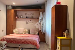 MONOLOCALE A CORBETTA