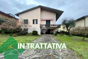 VILLA SINGOLA A ROVATO