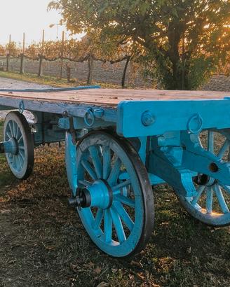 Carro Agricolo d'Epoca Restaurato