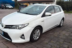 Toyota Auris 1.8 Hybrid 5 porte