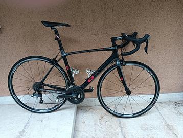 Bici da corsa Full Carbon Pulsar – Shimano Ultegra
