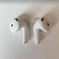 Apple airpods 4