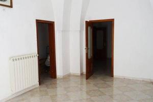 Villa di 1000 m² con più di 5 locali e box auto do