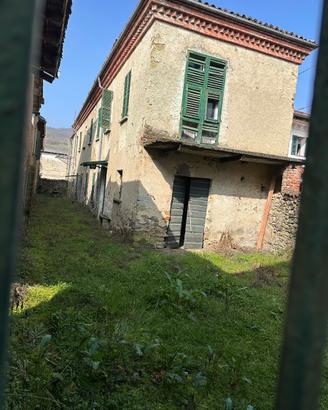 Rustico da ristrutturare