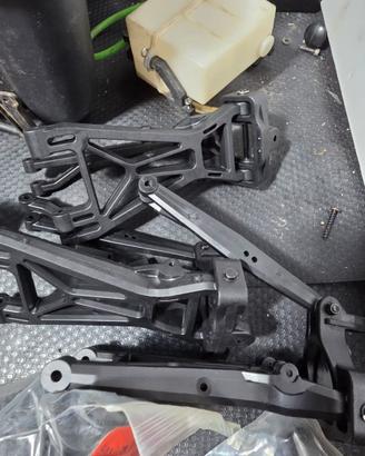 Ricambi un pò vari Hpi Savage