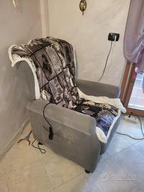 Poltrona reclinabile elettrica alzapersone
