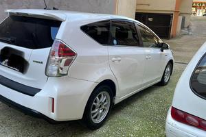 Toyota prius plus