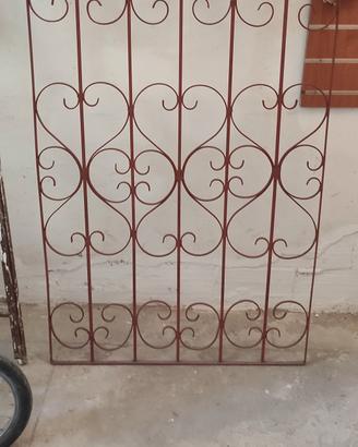 2 Inferriate artigianale 90x136 