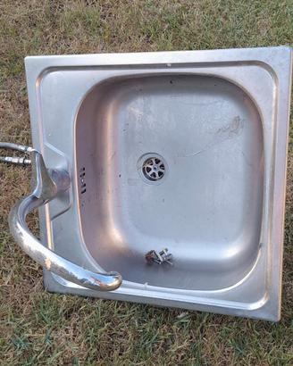lavello in acciaio inox