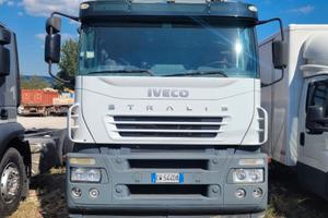 Iveco stralis 190E35 350 cv gru fassi  e cassone