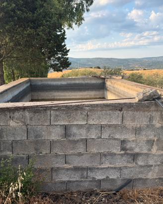 Terreno di 16.000mq con sorgenti,uliveto frutteto