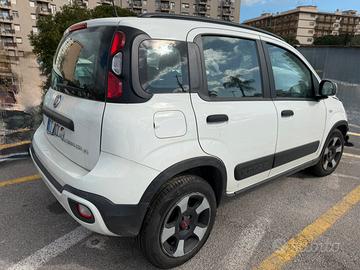 Fiat panda cross hybrid unico proprietario