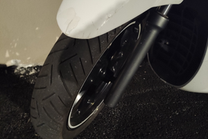 Kymco People 300 GTI