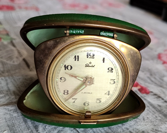 Vecchio orologio tascabile vintage