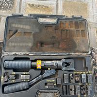 Presse idrauliche complete di Matrici