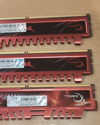 Vecchio ram ddr3 2x4gb e 1x8gb
