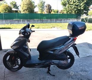 Scooter Agility 16+ 125
