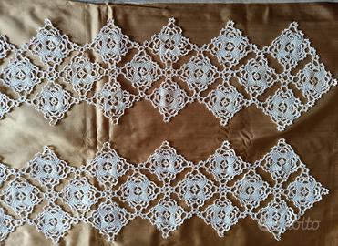 Uncinetto fatto a mano, modello di petali 165x25cm