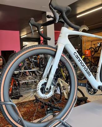 CANNONDALE SUPERX CARBON 2026 NUOVE SALDI