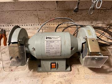 Smerigliatrice da tavolo Utel