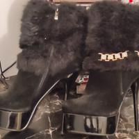 Stivaletti con plateau 