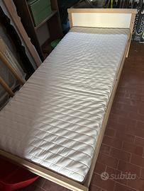 Lettino con materasso Ikea