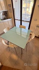 Tavolo allungabile in vetro