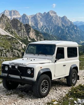 Land Rover defender 90