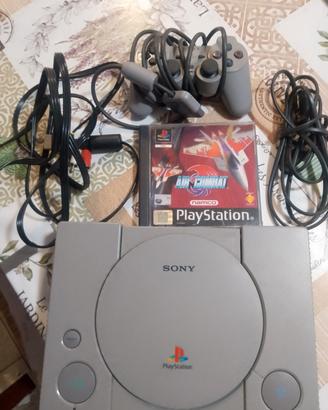 PlayStation 1 con gioco air combat 