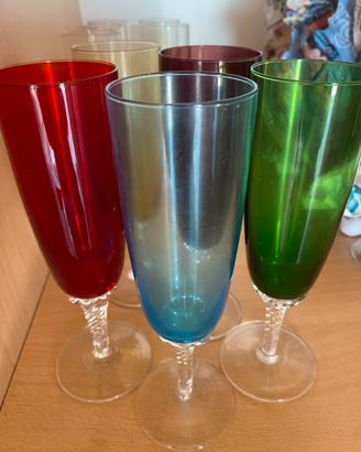 Bicchieri flute colorati