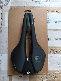 Prologo Nago R4 pas tirox 147 black