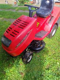 trattorino tagliaerba 