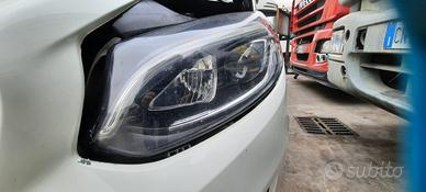 MERCEDES-BENZ B180 ANNO 2015 - FARO ANTERIORE SINI