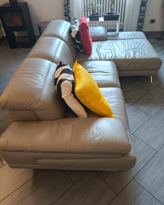Divano con chaise longue