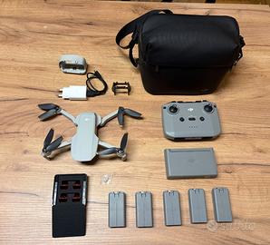 ✈️ DJI Mini 2 – Fly More Combo + Accessori Extra ✈