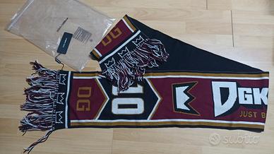  sciarpa Dolce e Gabbana nuova mai usata