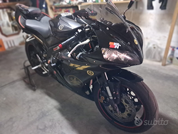 Yamaha R1